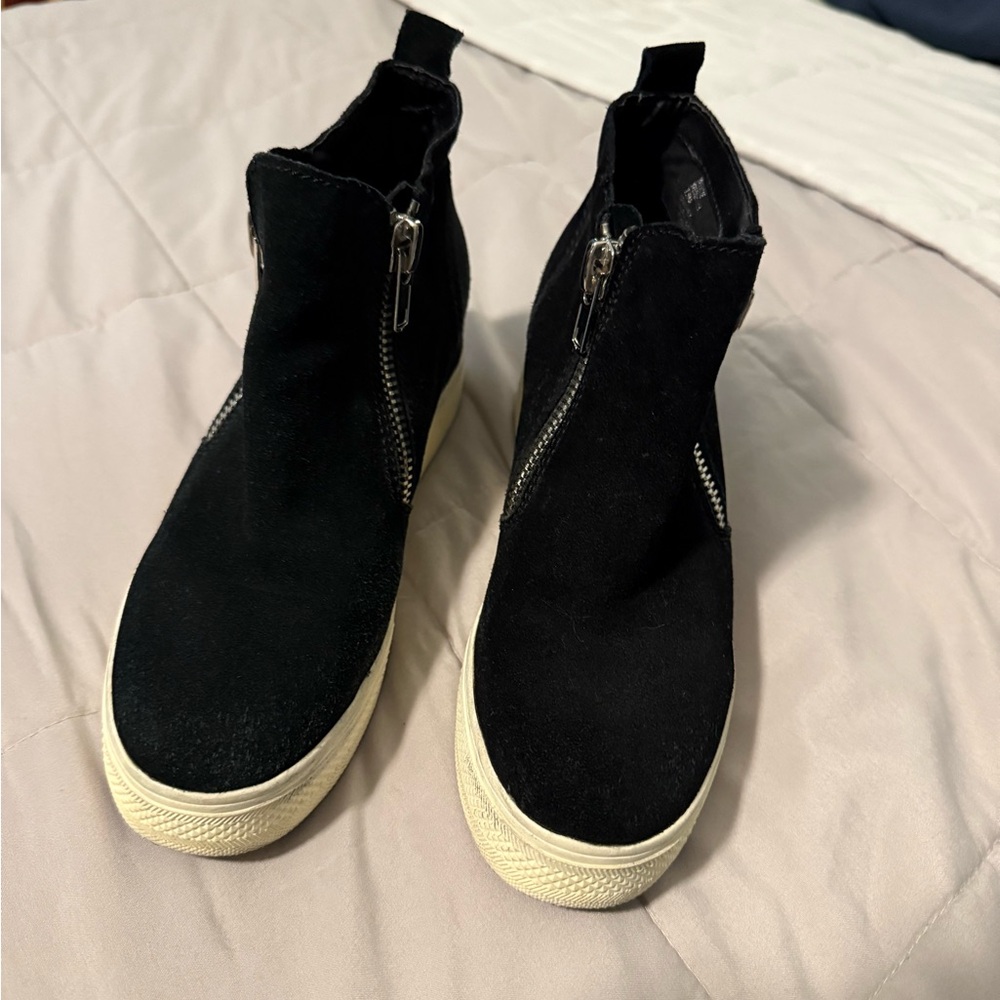 Steve Madden Black Suede “Wedgie” Zip Sneakers